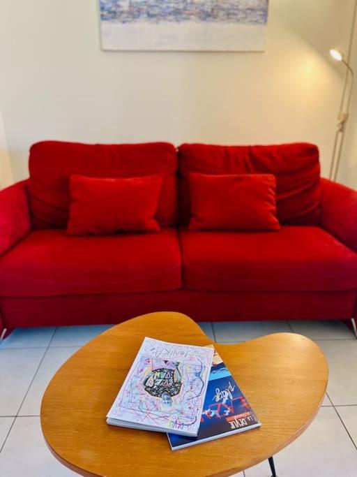 "Clavel 26" Joli T2 En Duplex A 3 Min Des Halles سُت المظهر الخارجي الصورة