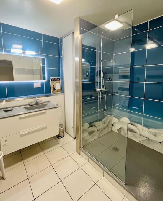 "Clavel 26" Joli T2 En Duplex A 3 Min Des Halles سُت المظهر الخارجي الصورة